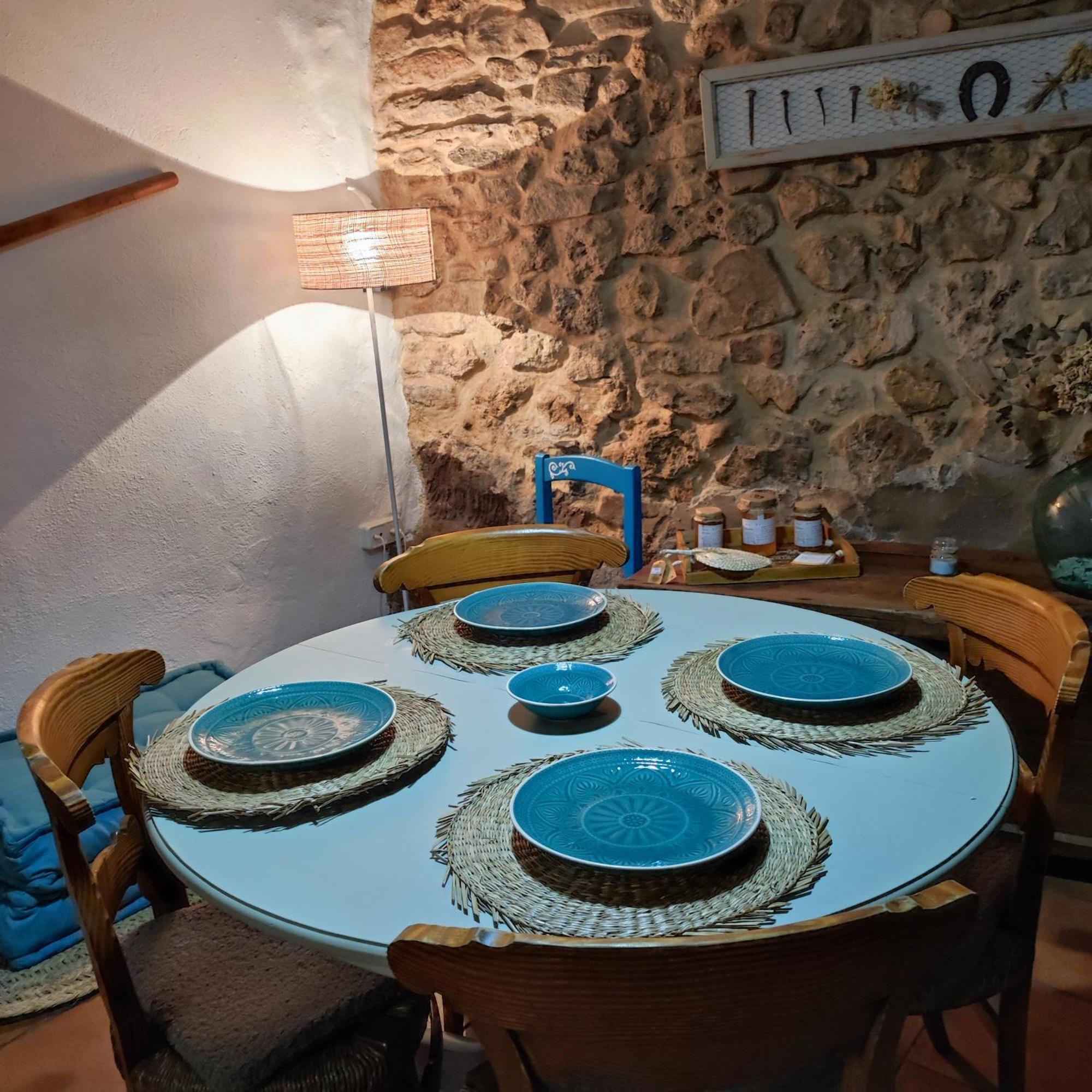 La casa del Herrero Villanueva de Viver Esterno foto